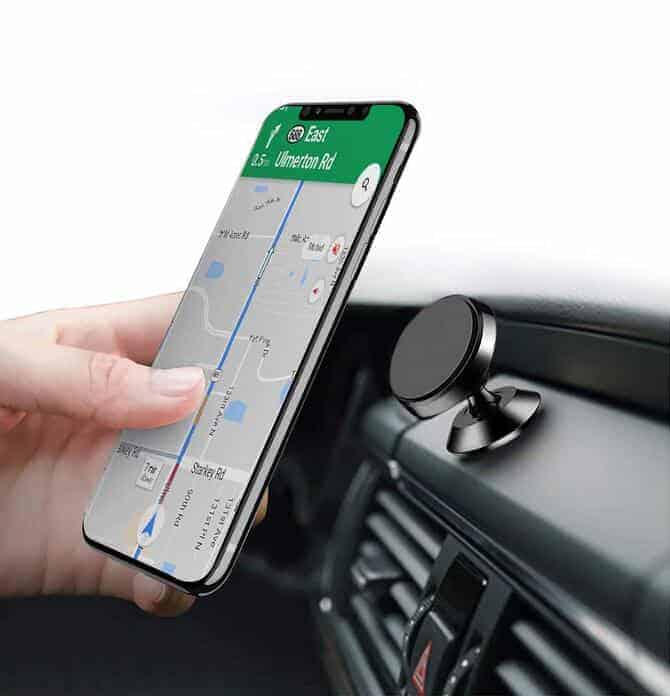 Universal Magnetic Metal Phone Holder For Cars - Dashboard Mount - HiTechnology